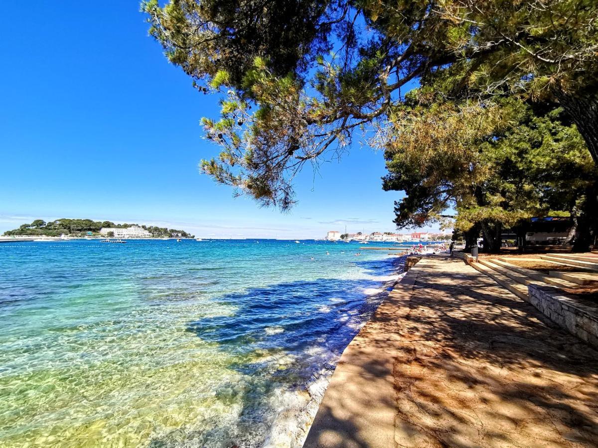 Stay In The Very Heart Of Porec - 50M To The Beach Kültér fotó
