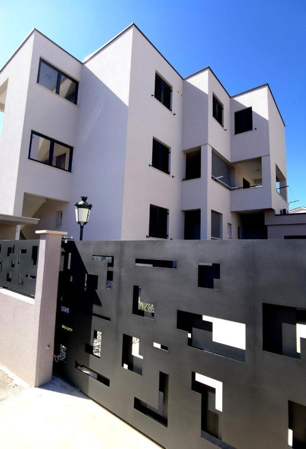 Stay In The Very Heart Of Porec - 50M To The Beach Kültér fotó