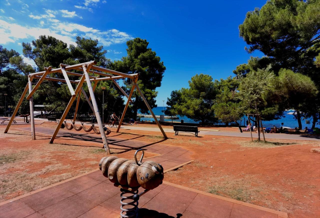 Stay In The Very Heart Of Porec - 50M To The Beach Kültér fotó