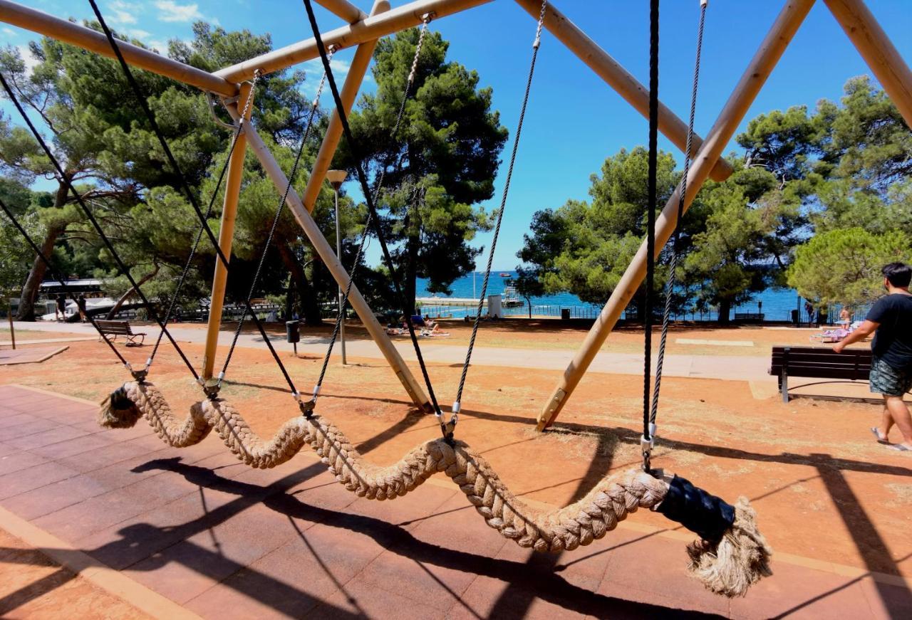 Stay In The Very Heart Of Porec - 50M To The Beach Kültér fotó