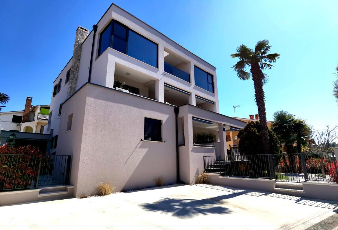 Stay In The Very Heart Of Porec - 50M To The Beach Kültér fotó