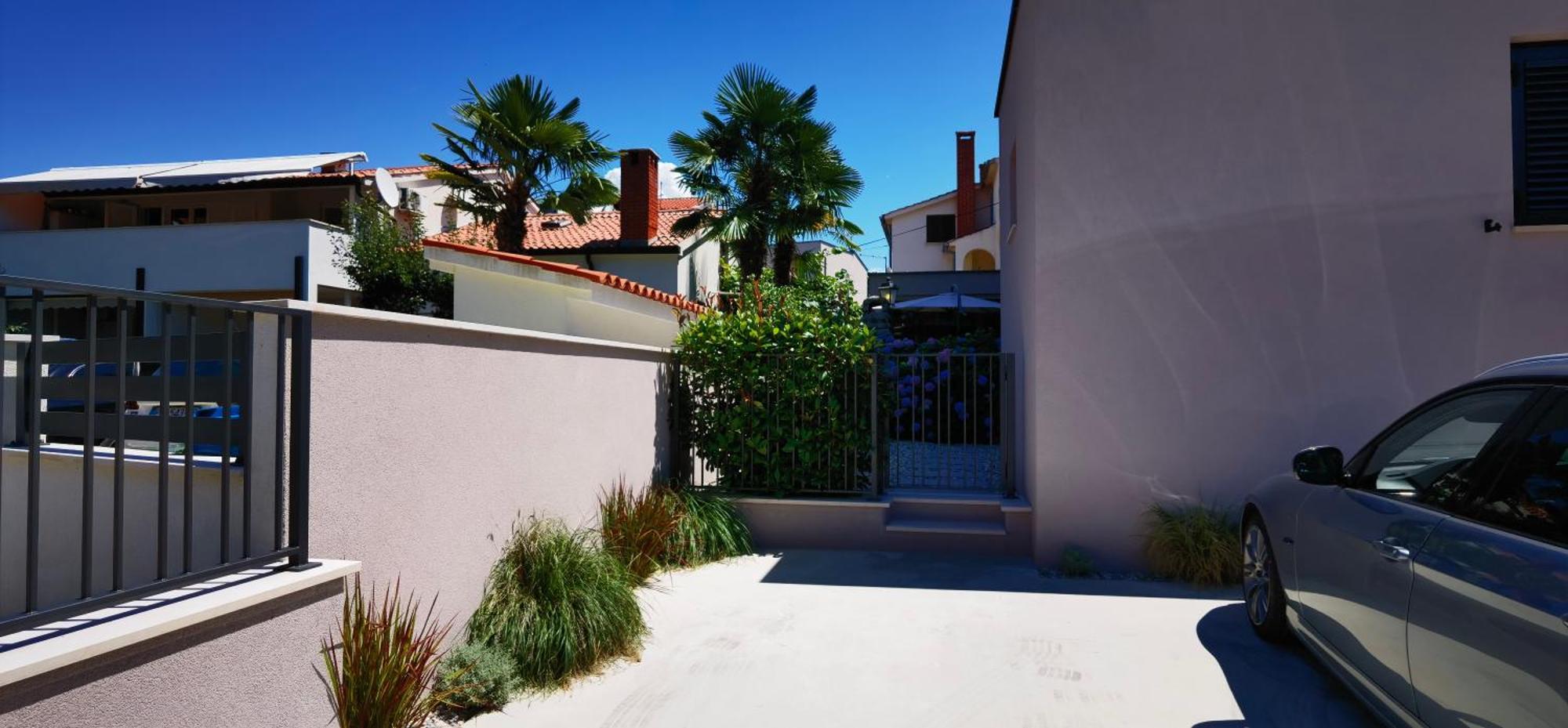 Stay In The Very Heart Of Porec - 50M To The Beach Kültér fotó