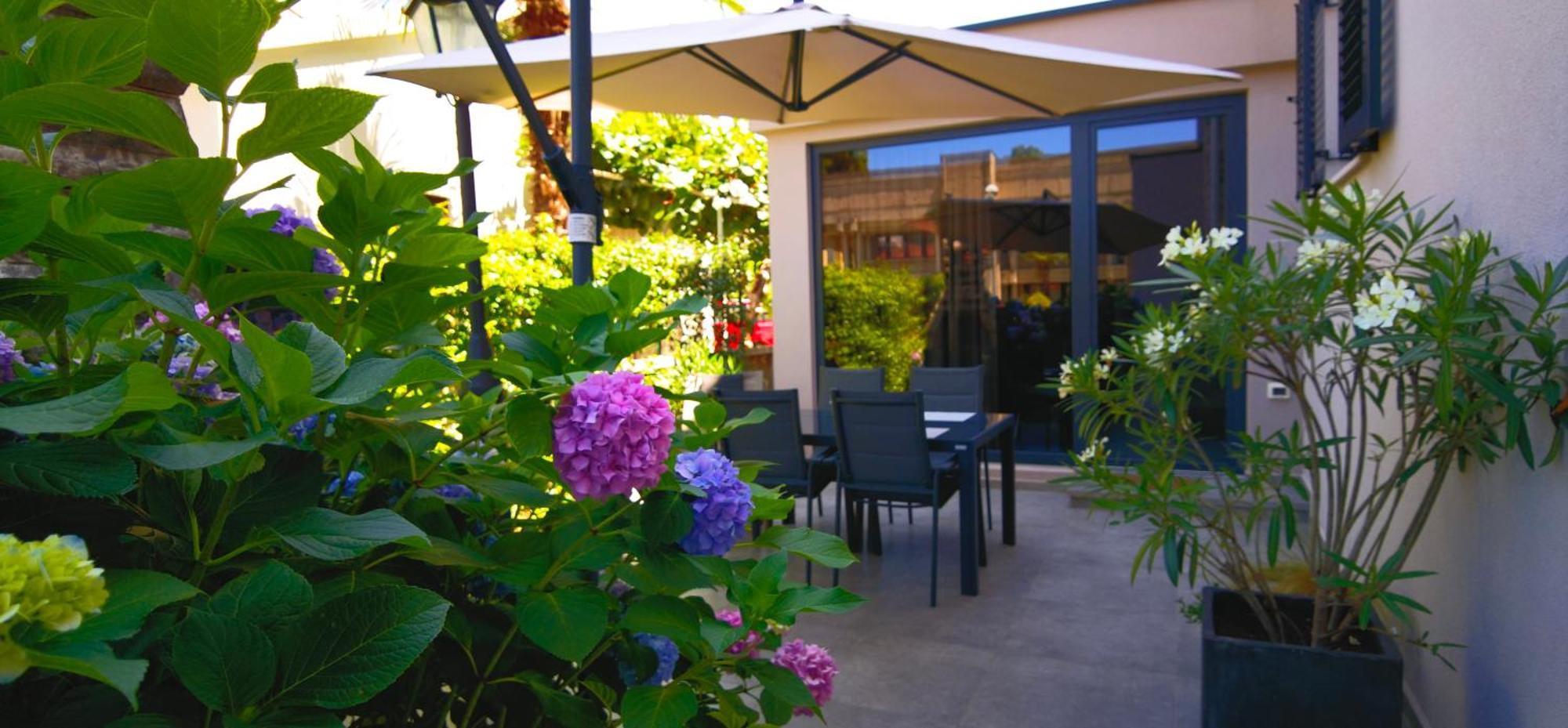 Stay In The Very Heart Of Porec - 50M To The Beach Kültér fotó